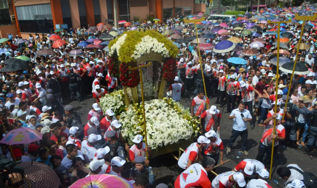Círio 2022: organização da maior festa religiosa do estado, faz chamamento para que fieis possam ajudar durante a peregrinação em Macapá