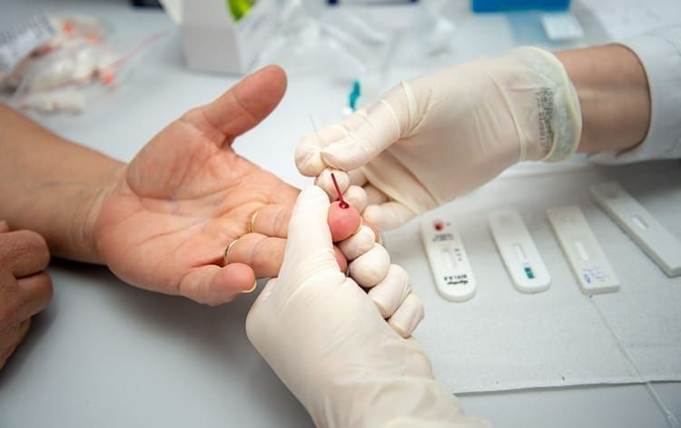 Teste rápido para HIV, hepatite B, C e sífilis em Porto Velho é realizado gratuitamente