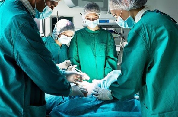 Médico explica como funciona o procedimento da Cirurgia Bariátrica