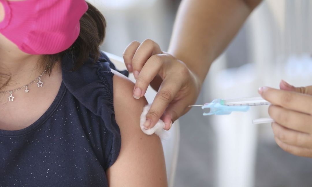 Covid-19: Vacinação infantil , apenas dois municípios estão aplicando o imunizante no Amapá