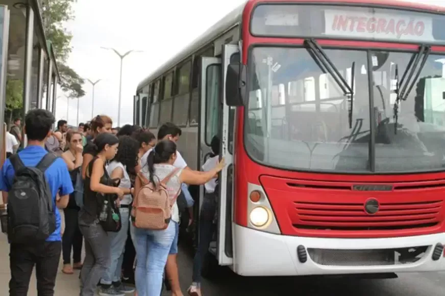 Estudantes deixam de frequentar aulas por falta de segurança na UFAM