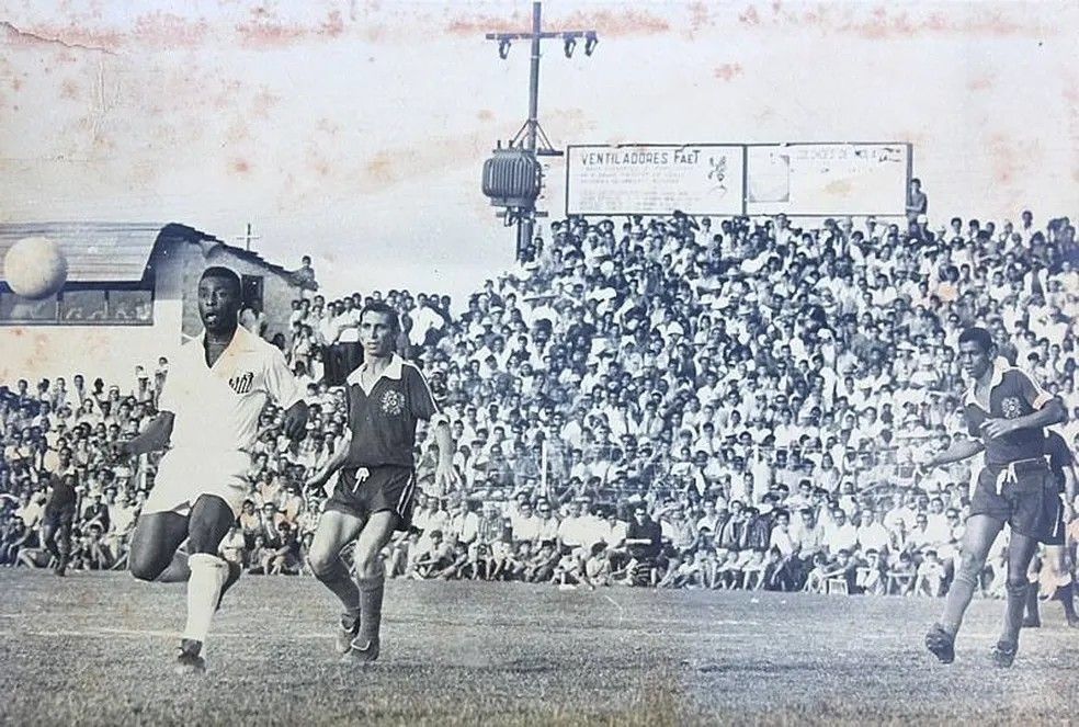 Pelé tem ligação muito forte e breve com Manaus, afirma Cronista Esportivo do AM