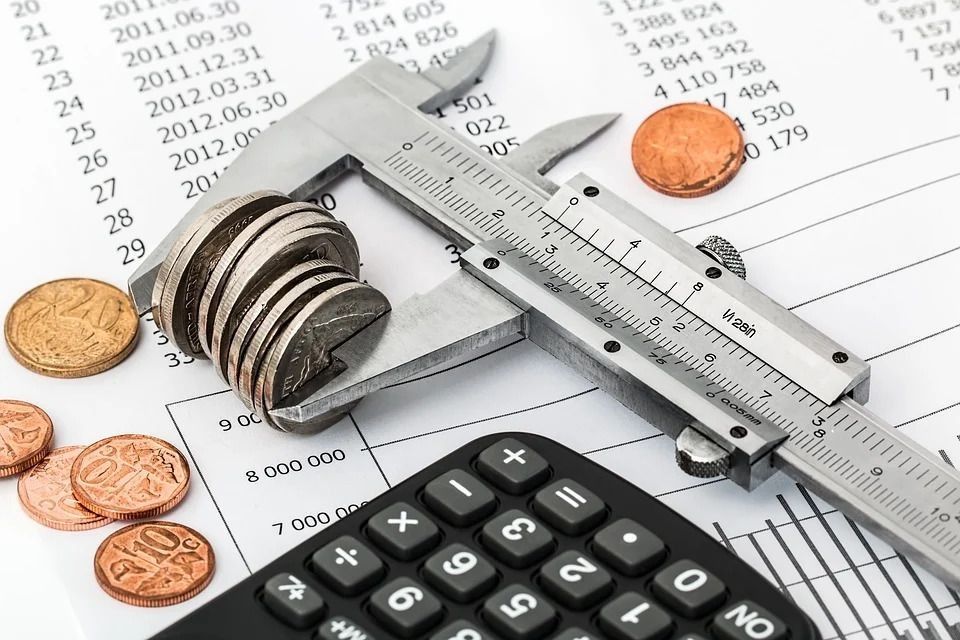 Especialista em finanças esclarece dúvidas sobre investimentos e alerta para golpes