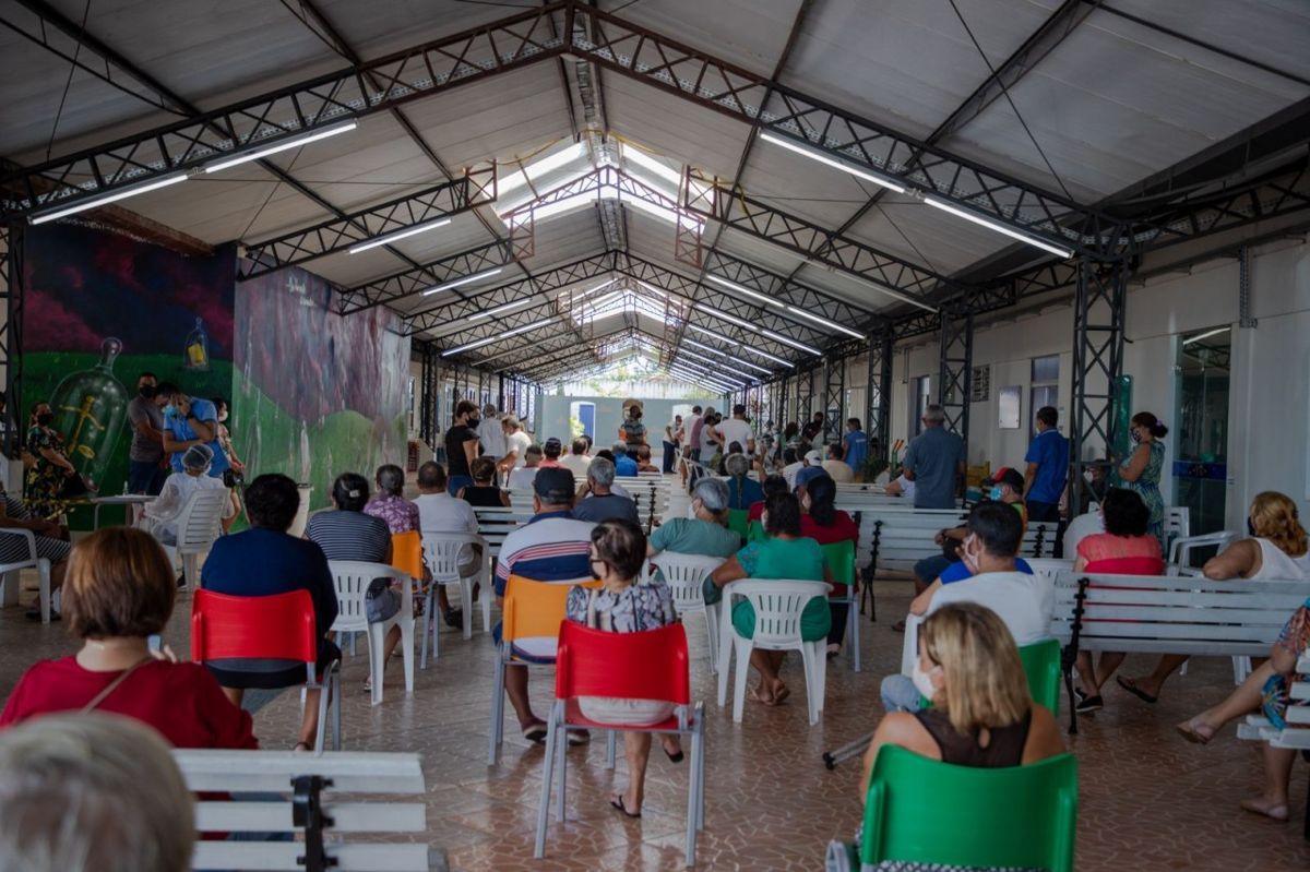 Porto Velho continua a imunização contra a Covid-19 para idosos acima de 65 anos