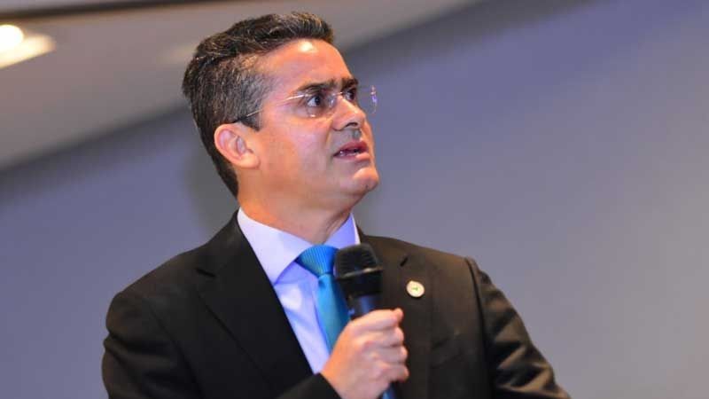 Após 100 dias, prefeitura de David Almeida já teve polêmicas com vacinação e anúncio de grandes obras em Manaus
