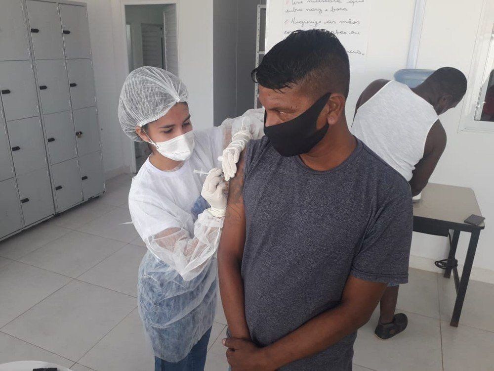 Prefeitura de Macapá inclui pessoas em situação de rua no cronograma de vacinação contra Covid-19