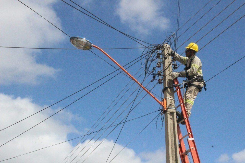 Companhia de Eletricidade do Amapá será privatizada e investidor assumirá dívida de mais de R$ 1 bilhão