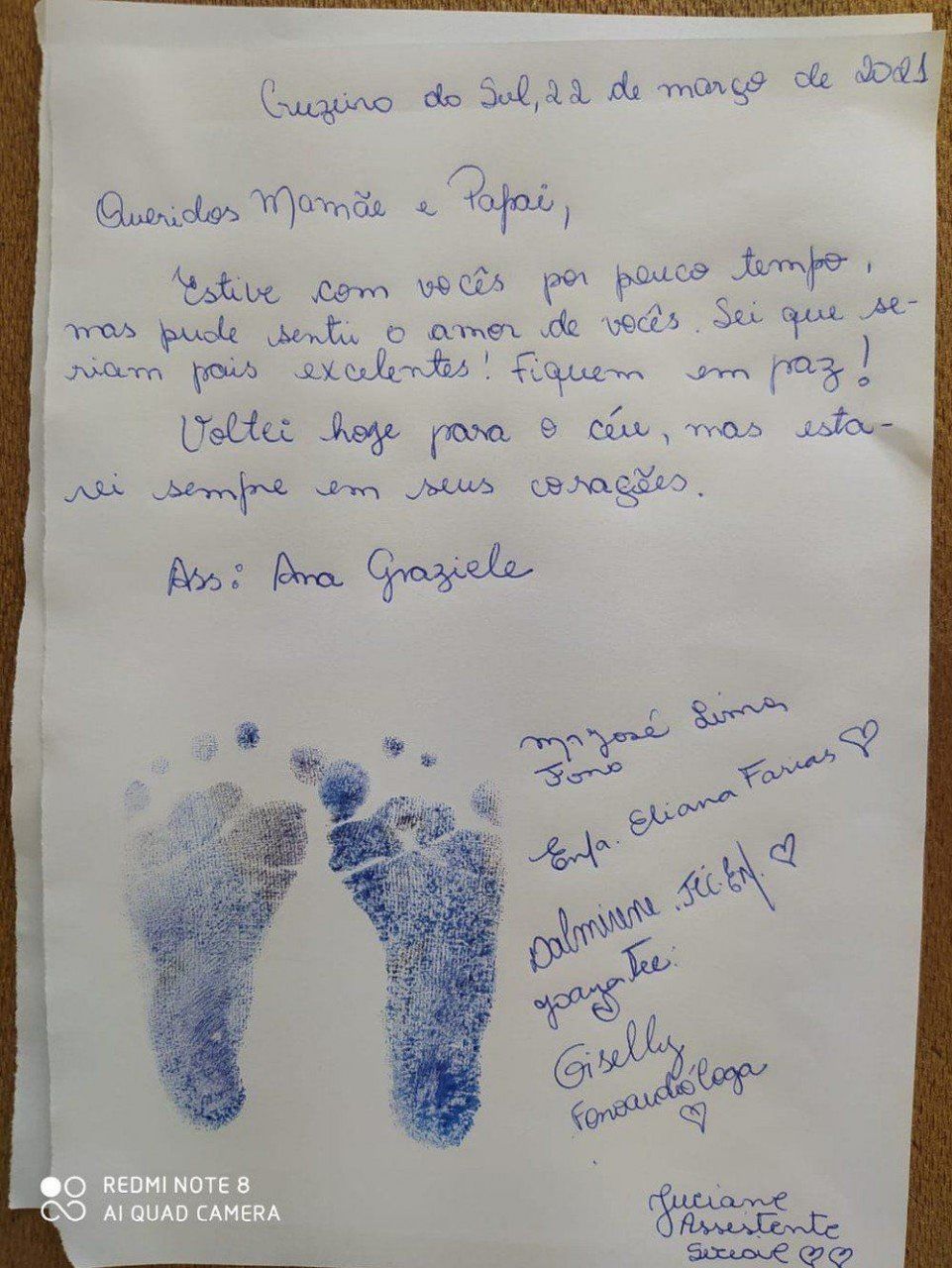 No Acre, UTI neonatal humaniza morte de bebês entregando cartinhas com marcas dos pés aos pais