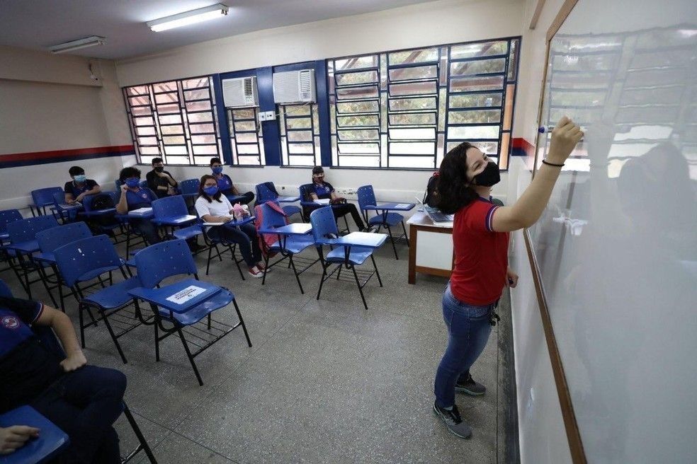 Aulas presenciais devem voltar em outros 20 municípios do interior do Amazonas em dezembro