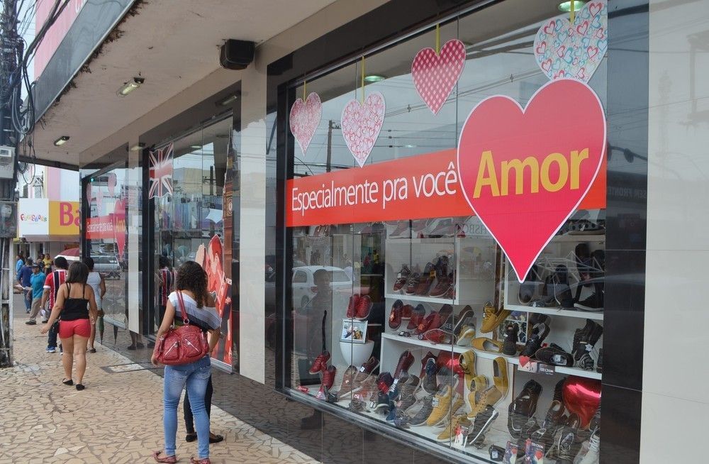 Dia dos Namorados aumenta expectativa de vendas no comércio no Amapá