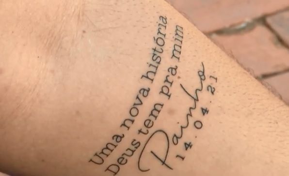 Acreanos recorrem à tatuagem para eternizar lembrança de entes queridos que morreram vítimas da Covid-19