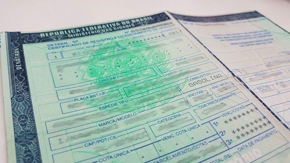 PRF alerta motoristas para quitar pendências detectadas na retenção eletrônica do CRLV