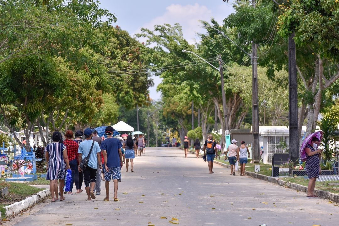 Manaus reabre cemitérios públicos para visitação a partir desta segunda-feira (9)