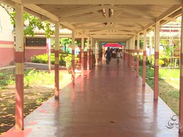 Volta às aulas presenciais em Santana deve acontecer em setembro de maneira gradual