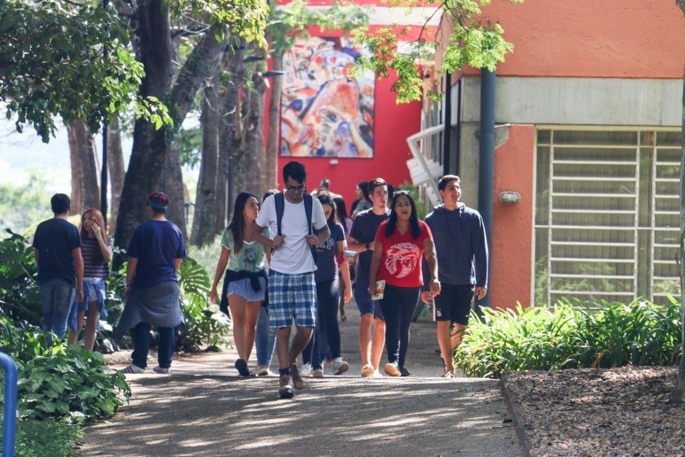 Feira de Carreiras em Campinas, no interior de SP, é realizada online para alunos de todas as instituições de ensino superior do país