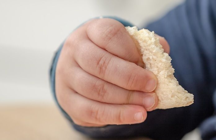 Escola em Manaus tem adotado alimentação natural como forma de prevenção à obesidade infantil