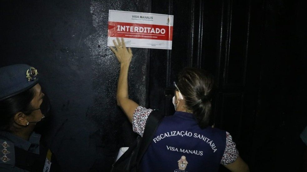 Fiscalização encerra festa clandestina com mais de 300 pessoas em Manaus