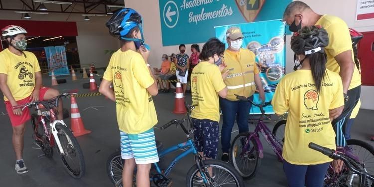 Semob realiza circuito de bike inclusiva com educação no trânsito nesta terça-feira em Belém