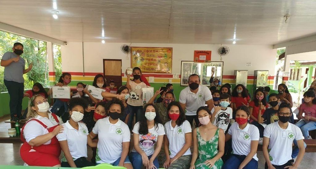 Projeto de extensão leva conhecimento tradicional sobre uso de plantas medicinais às escolas públicas do Amapá