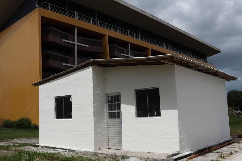 Em Belém, casa sustentável é construída com a reutilização de plástico e rejeitos de mineração