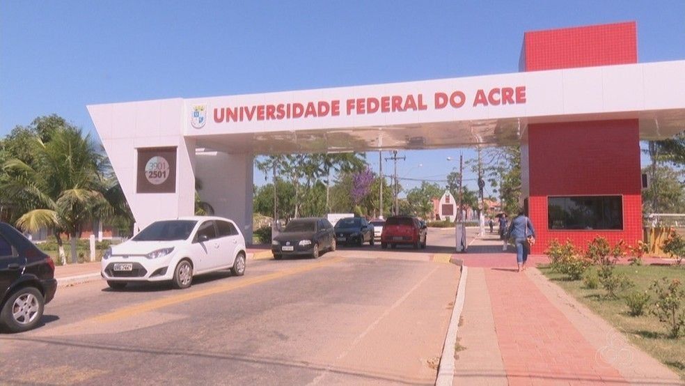 Parceria entre Ufac e governo do Estado garante curso de pós-graduação a servidores públicos