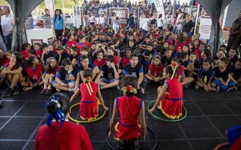 "A colônia de férias cria memórias afetivas nas crianças", afirma a Socorro Freitas coordenadora pedagógica