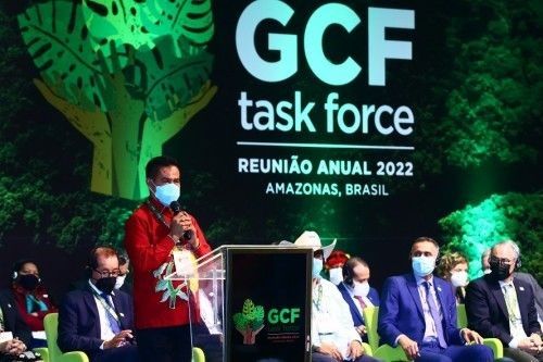 Representantes de 10 países participam de reunião anual sobre clima e floresta em Manaus