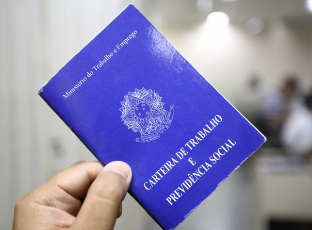 "No âmbito da advocacia trabalhista, o que ainda vemos com mais frequência são ações buscando o reconhecimento do vínculo de trabalho" afirma especialista