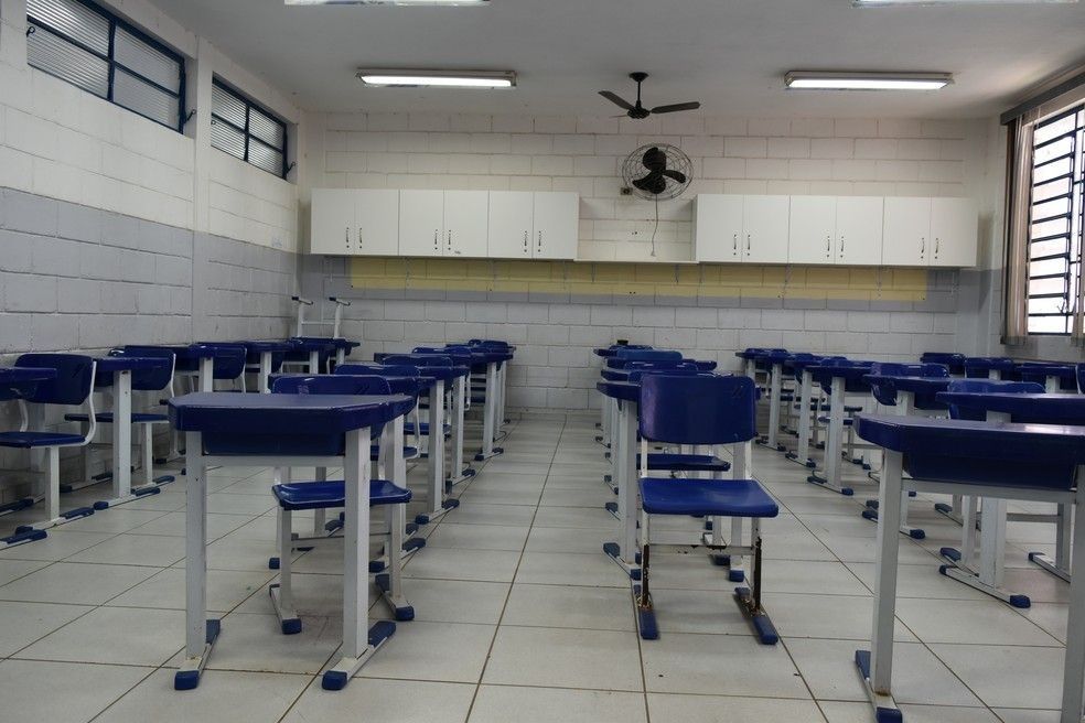 Cidade de RO pode pedir adiamento do Enem após decreto municipal que proíbe atividades educacionais