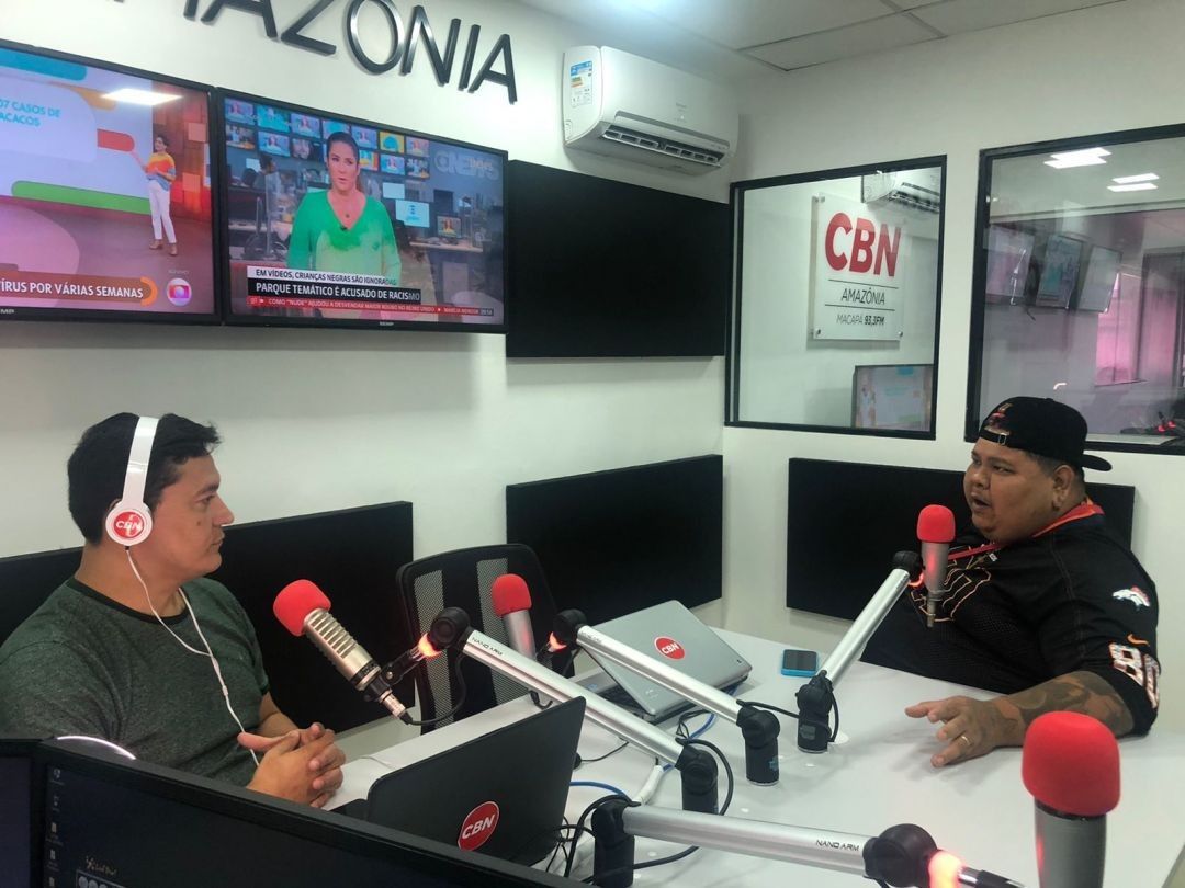 Stand Up Comedy 'Ixe! Virei Adulto' traz humorista Hulk Pão de volta ao Amapá em apresentação única