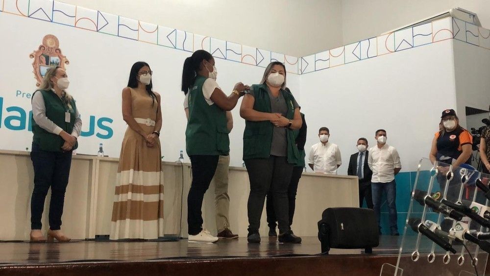 Vinte mil pessoas devem receber vacina contra Covid-19 em Manaus a partir desta terça-feira