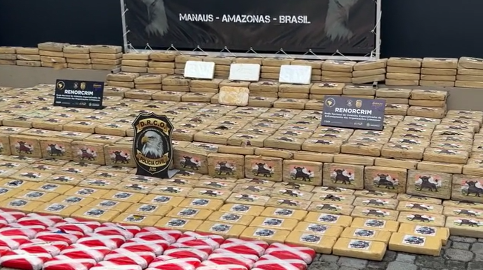 Homem é preso com 700 kg de cocaína no Porto da Ceasa em Manaus