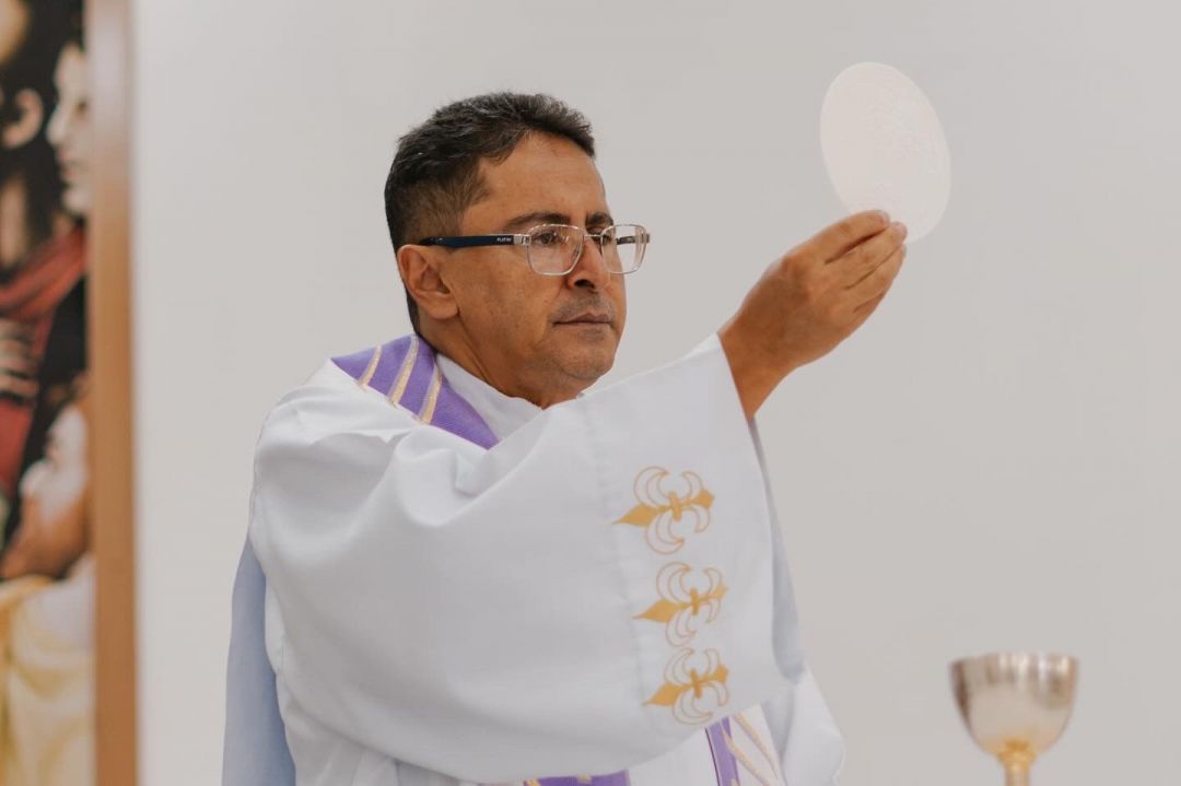 'Papa nos convida a viver um mundo de paz', reflete padre do AC sobre mensagem do Natal para 2025
