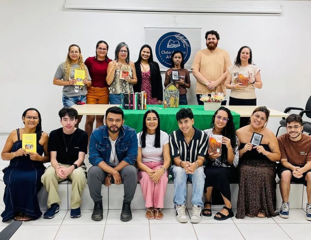 Clube do Livro Amaro amplia quantidade de encontros