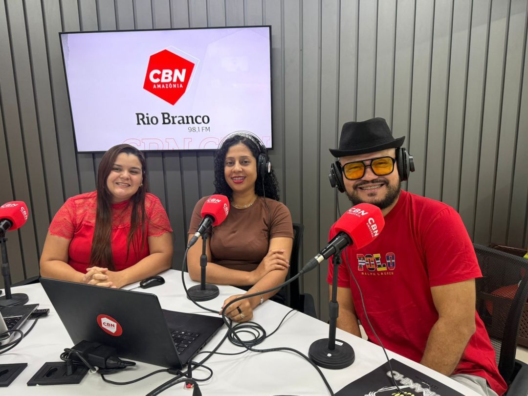 Lançamento do livro Sorriso Estranho