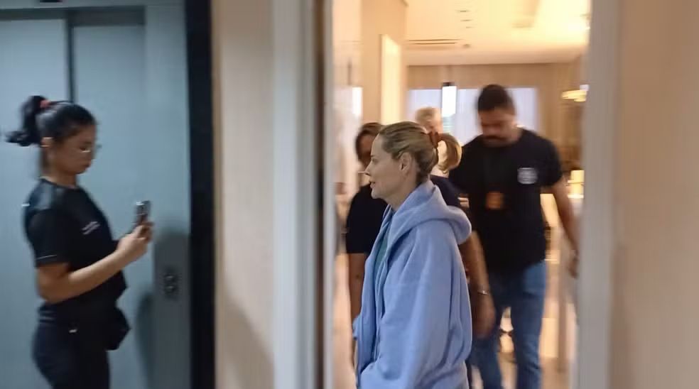 STJ mantém prisão de ex-chefe de gabinete investigada por ligação com o Comando Vermelho
