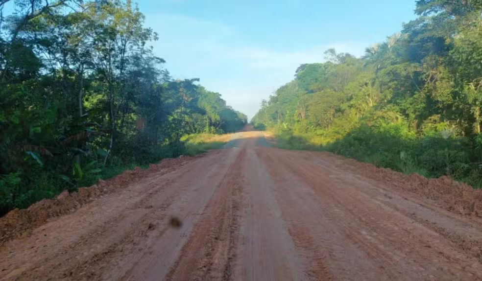 Governo Federal anuncia R$ 670 milhões para asfaltar trecho do meio da BR-319