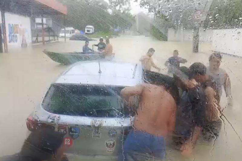Prefeitura de Manaus decreta emergência por 180 dias após chuvas intensas