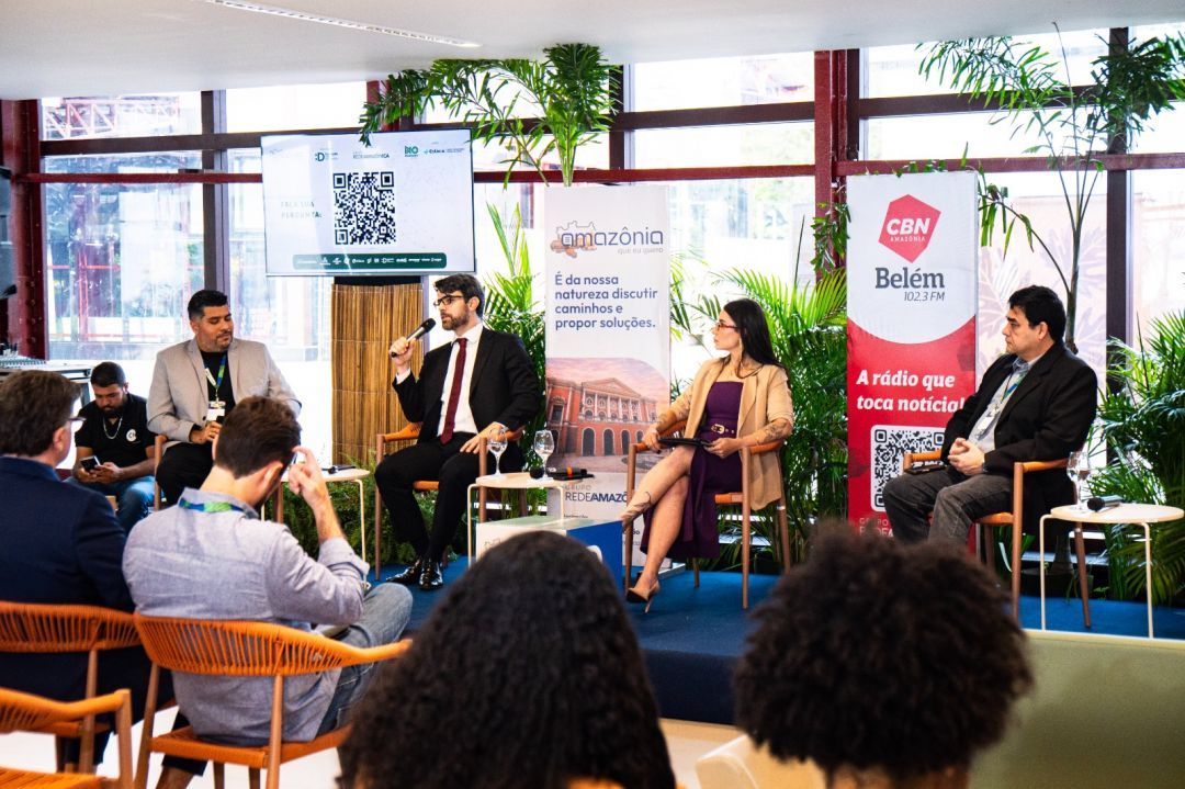 Painel promove debate sobre democracia digital e desenvolvimento sustentável durante evento de bioeconomia no Pará