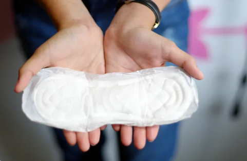Você já ouviu falar de dignidade menstrual?