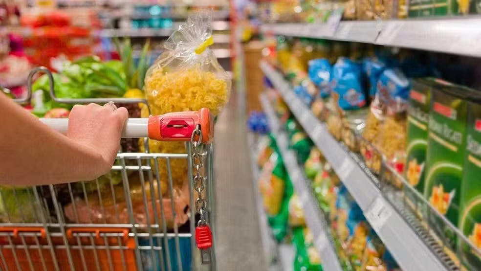 Preço da cesta básica aumenta em Manaus e chega a R$ 281,46