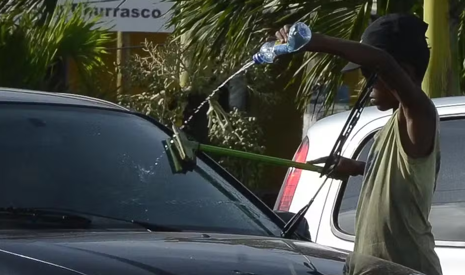 Seus Direitos: Os danos do trabalho infantil