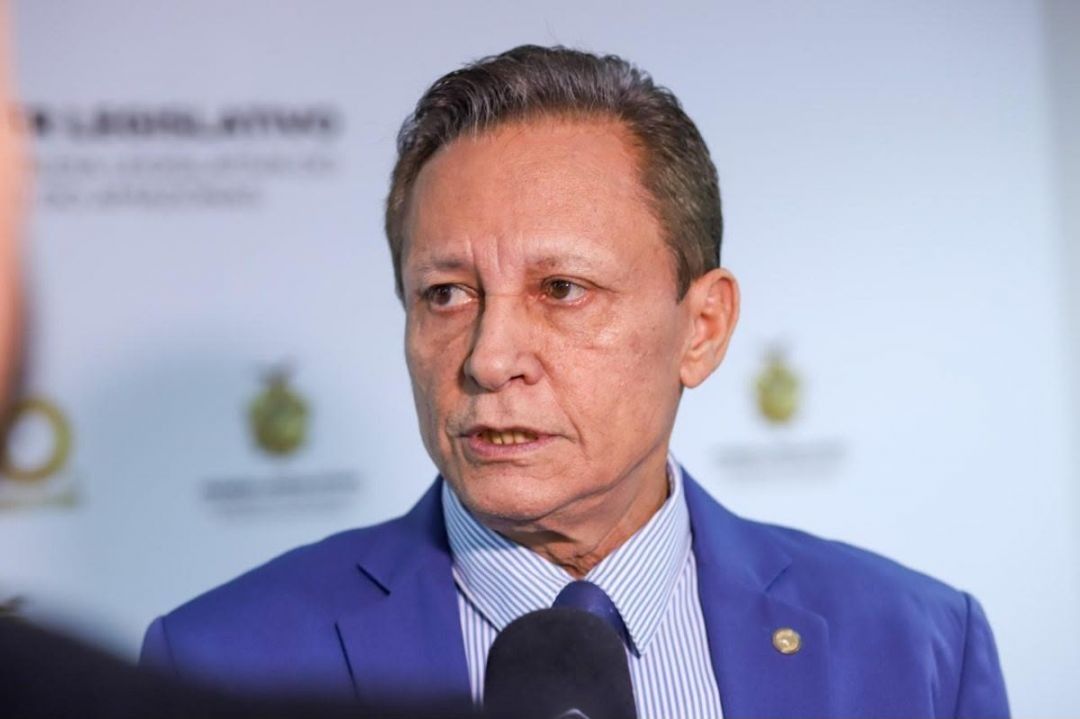 Governo do AM deve rever PEC sobre remanejamento de recursos, diz Aleam