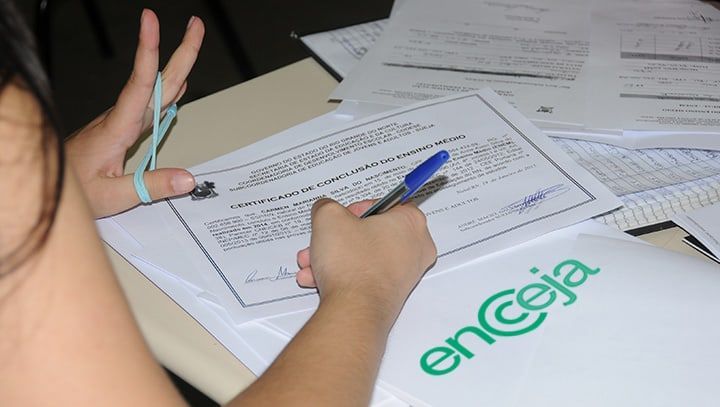 Provas do Encceja 2020 acontecem somente em abril de 2021