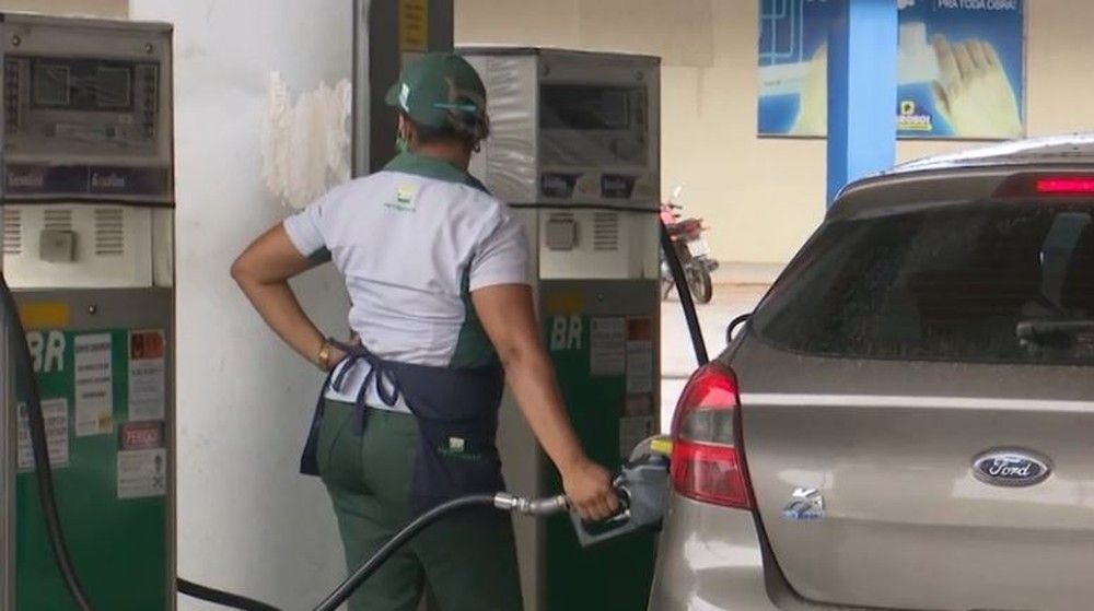 Frequentes reajustes da gasolina e as projeções de possíveis altas até o fim do ano