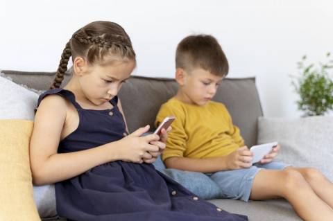 Educação Respeitosa: o impacto do abandono virtual na saúde emocional das crianças
