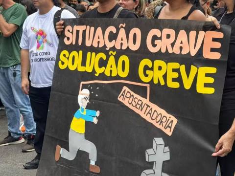 Professores da rede municipal de Manaus iniciam greve em protesto contra projeto de aposentadoria