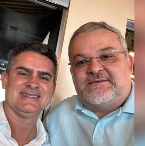 Aliados de David Almeida lançam candidatura ao 'governo tampão'