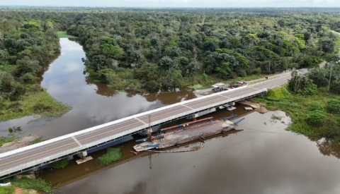 Ponte sobre o rio Autaz Mirim será liberada para tráfego na BR-319
